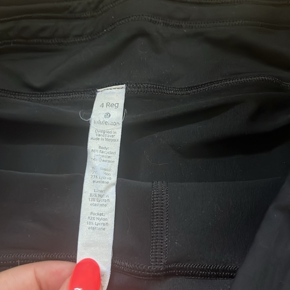 Lululemon William and Mary skirt - Picture 2 of 4